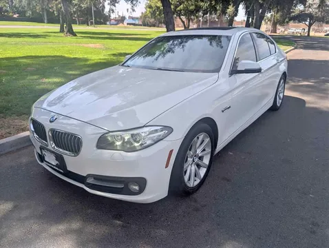 2015 BMW 5 Series 530i Sedan 4D