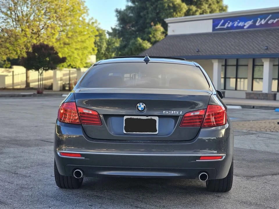 2015 BMW 5 Series - Image 5 of 10