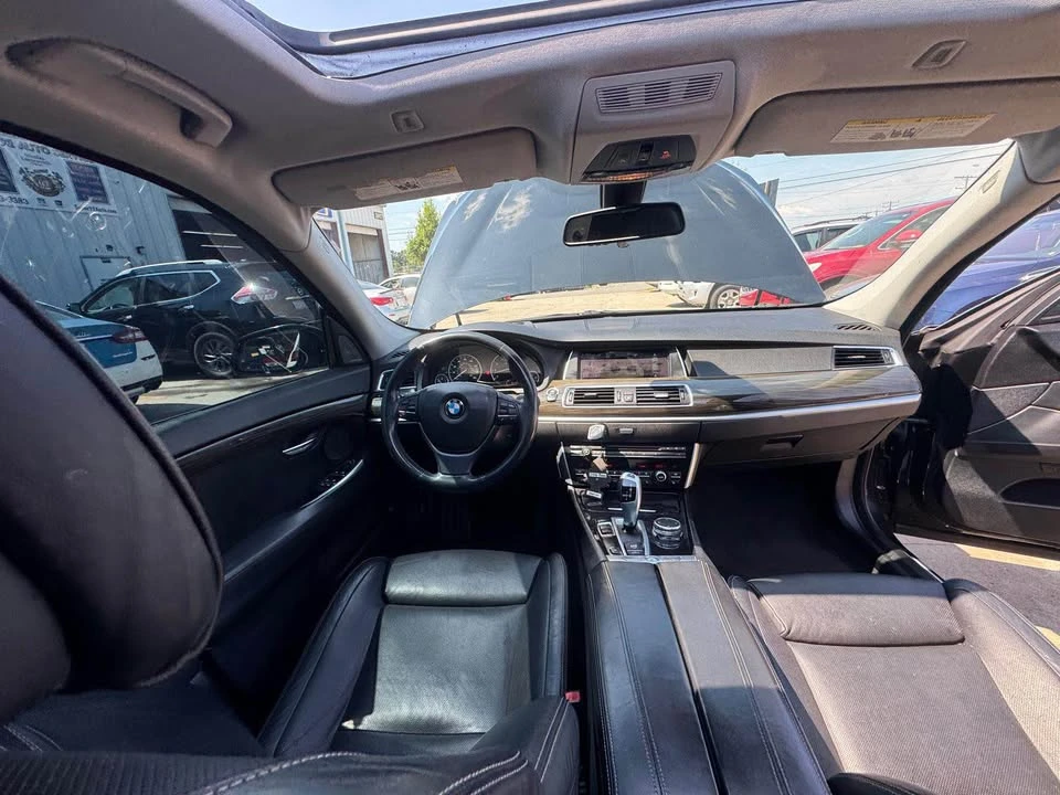 2015 BMW 5 Series - Image 10 of 10