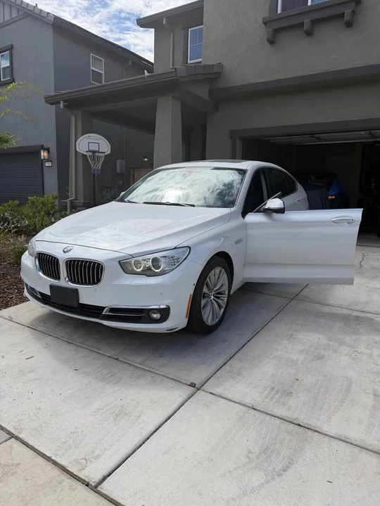 2015 BMW 5 Series - Image 2 of 12