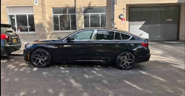 2015 BMW 535i Gran Turismo xDrive Sedan 4D
