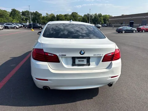 2015 BMW 5 Series 535i Sedan 4D