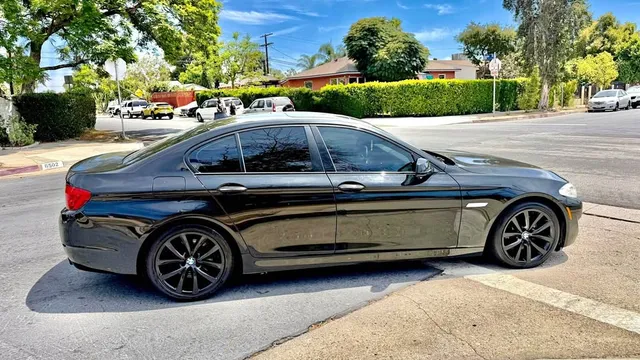 2015 BMW 5 Series 535i Sedan 4D