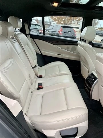 2015 BMW 5 Series - Image 14 of 18