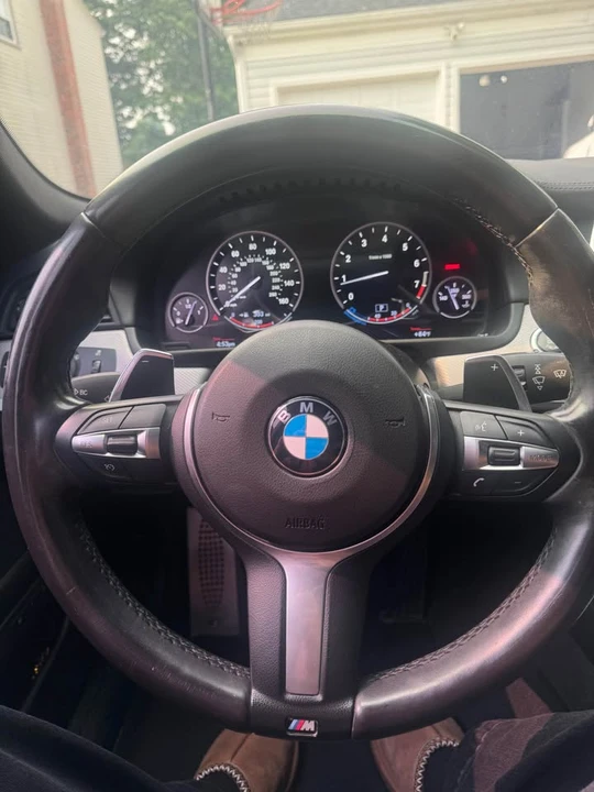 2015 BMW F10 550i & M550d Sedan - Image 9 of 16