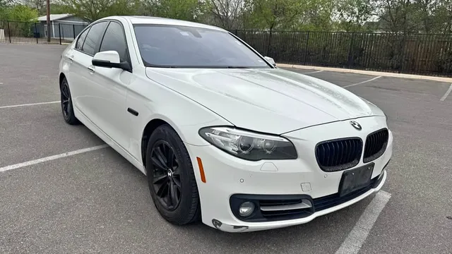 2015 BMW 528i Sedan