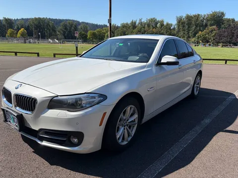 2015 BMW 528i Base Sedan