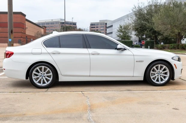 2015 BMW F10 5 Series Sedan - Image 3 of 7