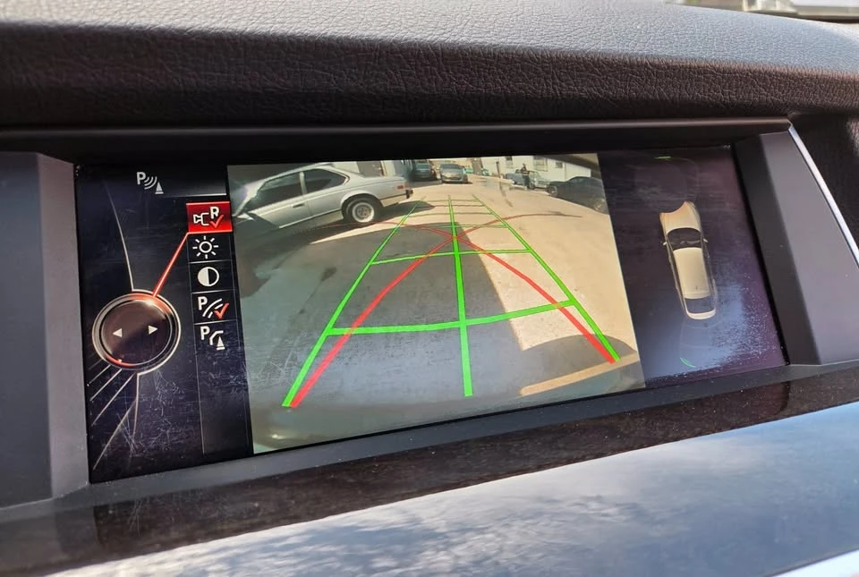 2015 BMW 5 Series - Image 14 of 20