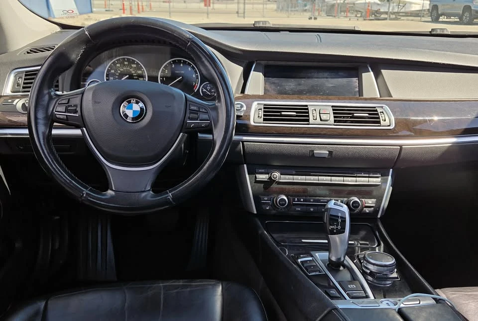 2015 BMW 5 Series - Image 8 of 20
