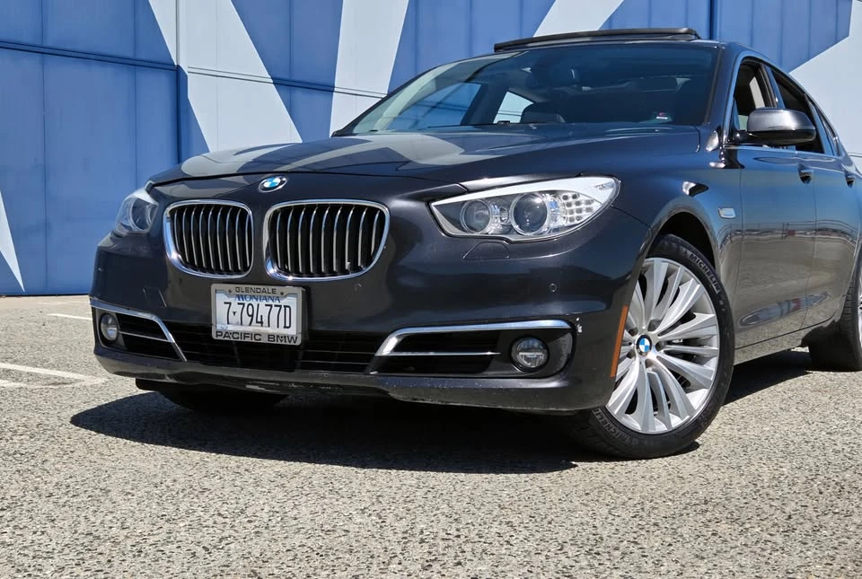 2015 BMW 5 Series - Image 7 of 20