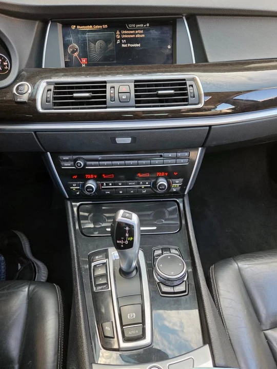 2015 BMW 5 Series - Image 13 of 20