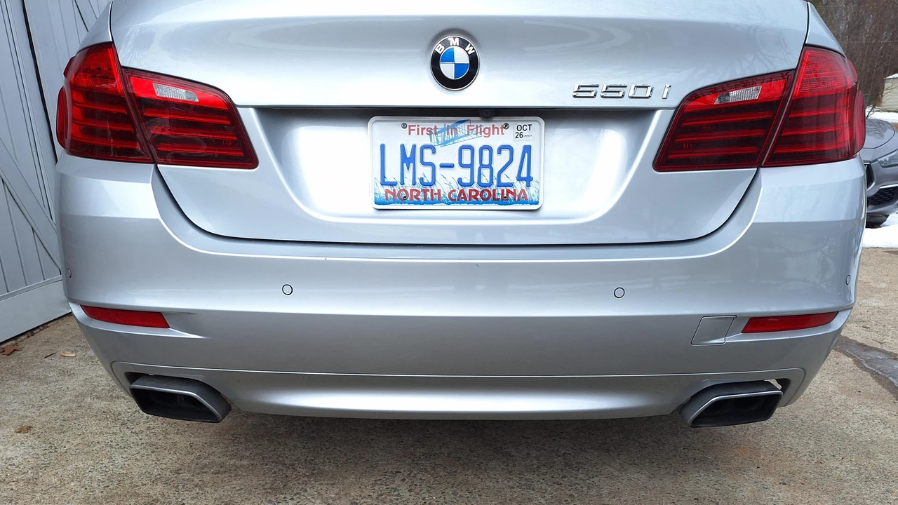 2015 BMW F10 550i & M550d Sedan - Image 23 of 31