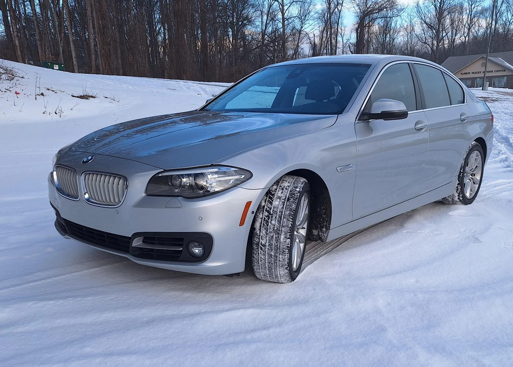2015 BMW F10 550i & M550d Sedan - Image 10 of 31