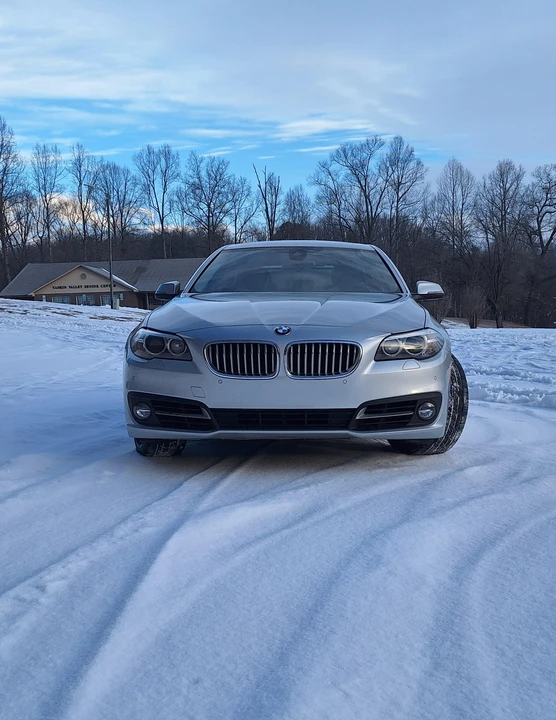 2015 BMW F10 550i & M550d Sedan - Image 8 of 31