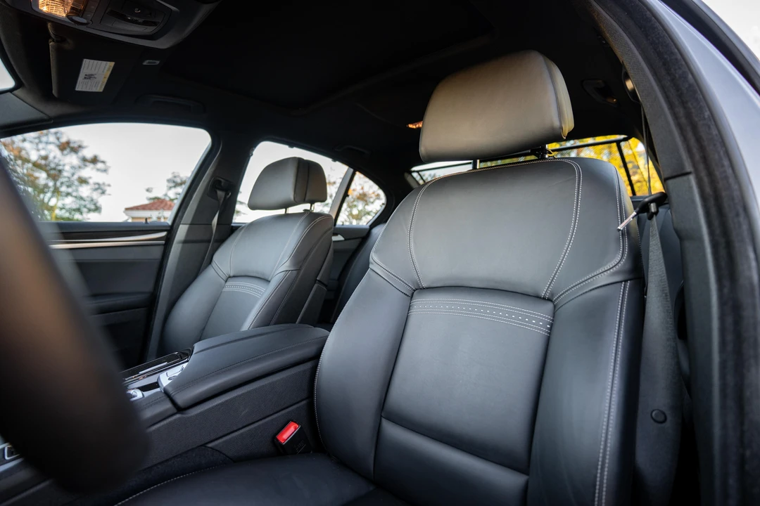 2015 BMW F10 550i & M550d Sedan - Image 31 of 31