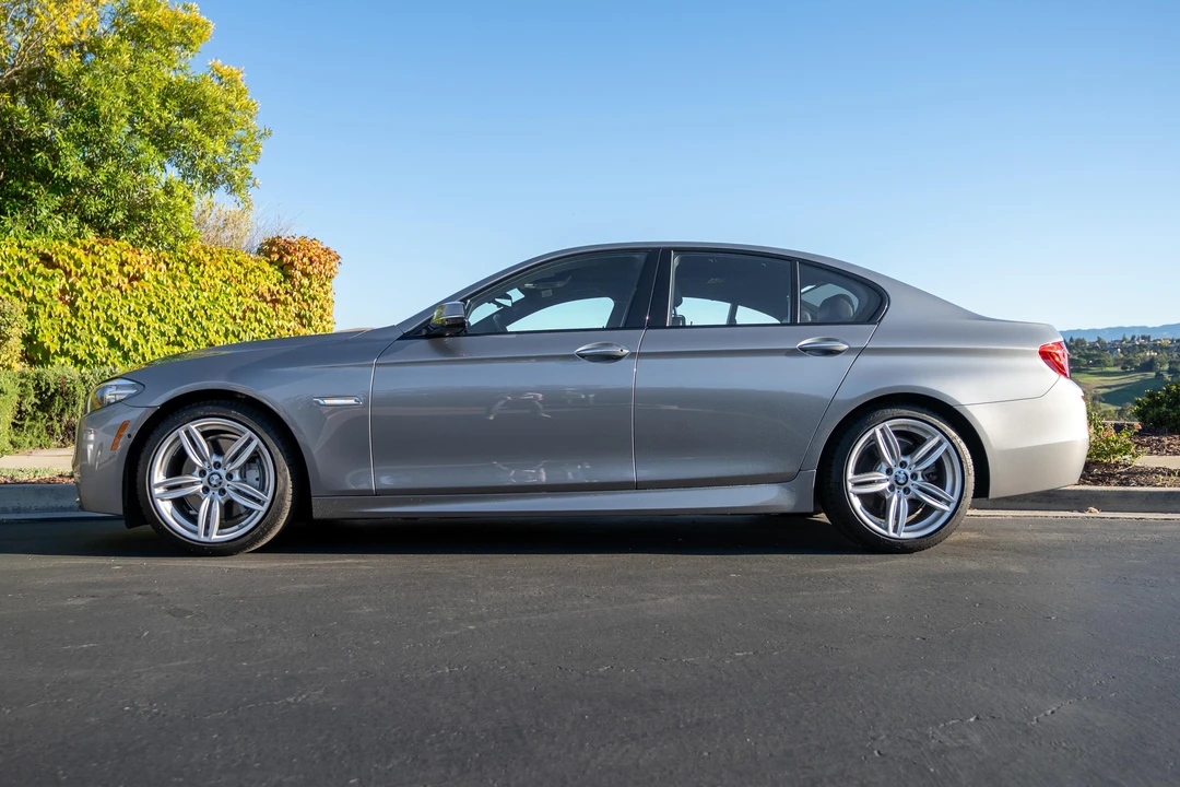 2015 BMW F10 550i & M550d Sedan - Image 7 of 31