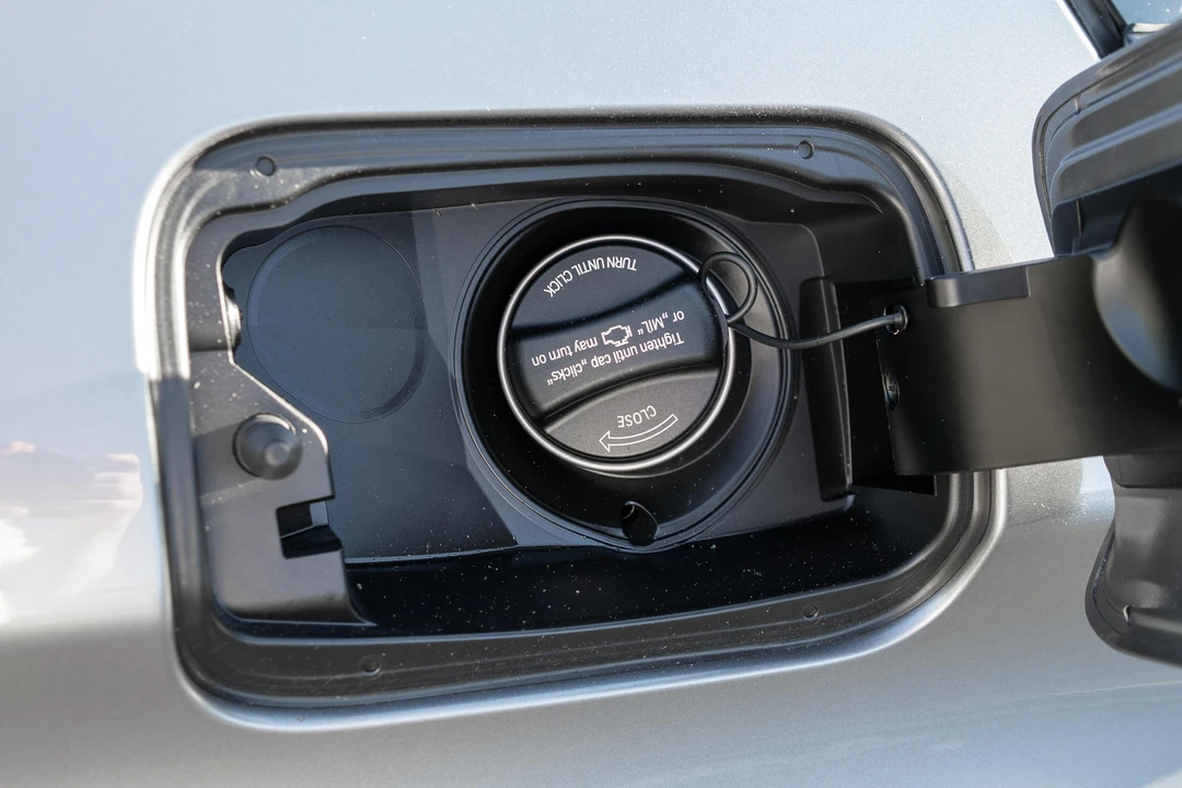 2015 BMW F10 550i & M550d Sedan - Image 21 of 31