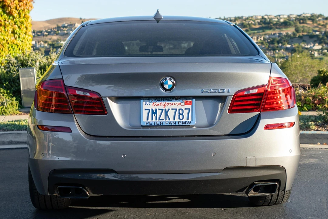 2015 BMW F10 550i & M550d Sedan - Image 5 of 31