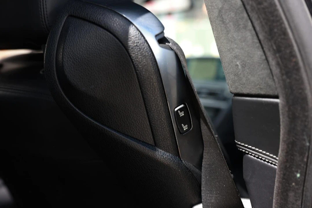 2015 BMW F06/F12/F13 6 Series - Image 28 of 31