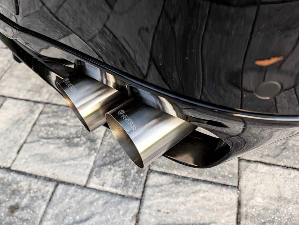 2015 BMW Alpina B6 - Image 7 of 15