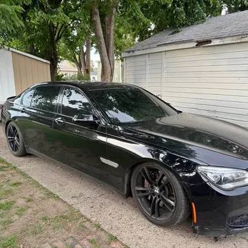 2015 BMW 7 Series 750Li Sedan 4D