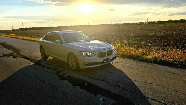 2015 BMW 7 Series 750Li Sedan 4D