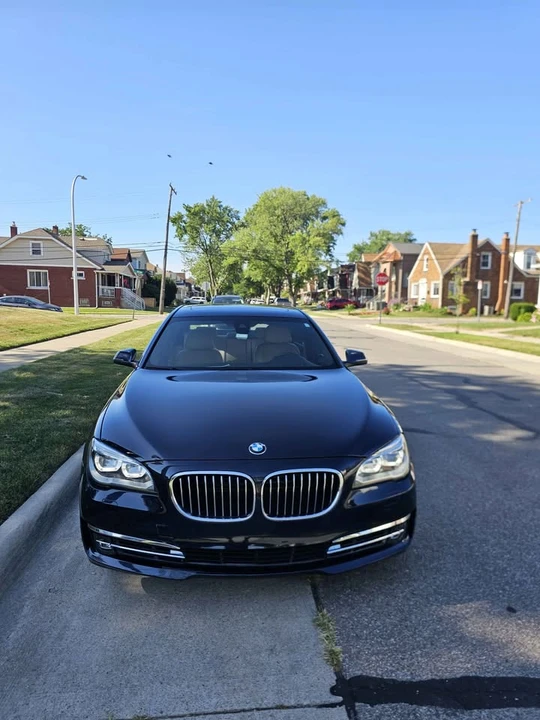 2015 BMW 7 Series - Image 2 of 9