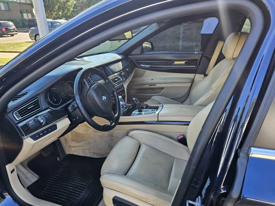 2015 BMW 7 Series - Image 5 of 9