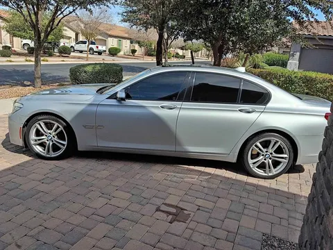 2015 BMW 7 Series 750i Sedan 4D
