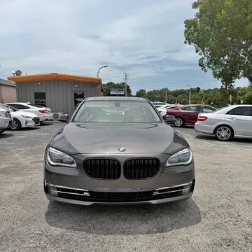 2015 BMW 7 Series 750i Sedan 4D