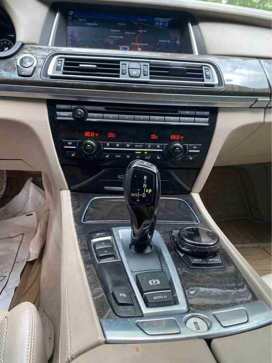 2015 BMW F01/F02 750i & 760Li Sedan - Image 11 of 19