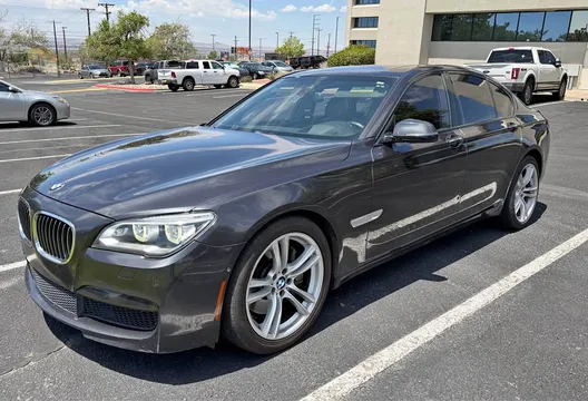 2015 BMW 7 Series 750i Sedan 4D