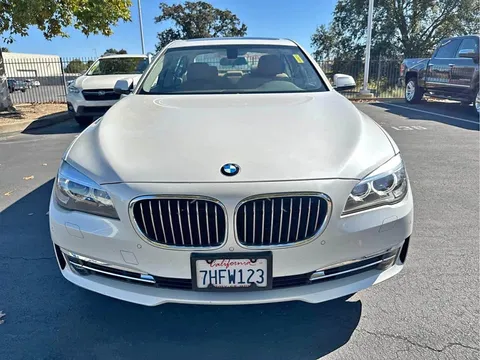 2015 BMW 7 Series 740i Sedan