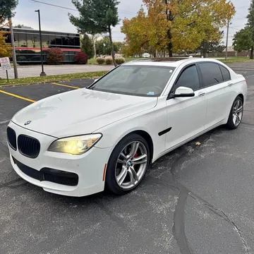 2015 BMW 740i xDrive Sedan