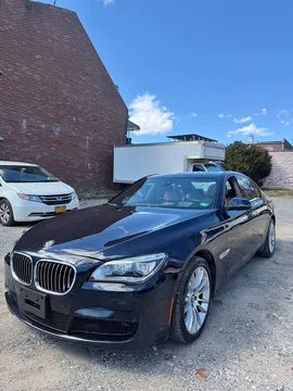 2015 BMW 750i xDrive Sedan