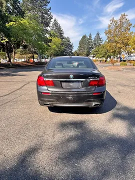 2015 BMW 750iL Sedan