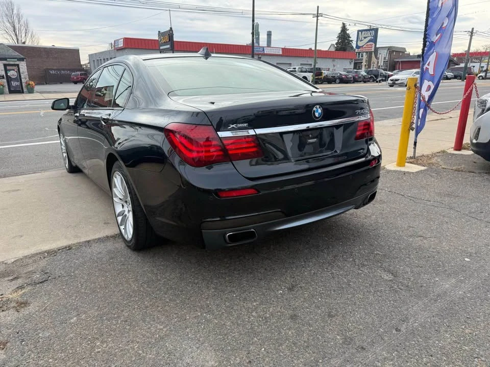 2015 BMW Alpina B7 - Image 6 of 20