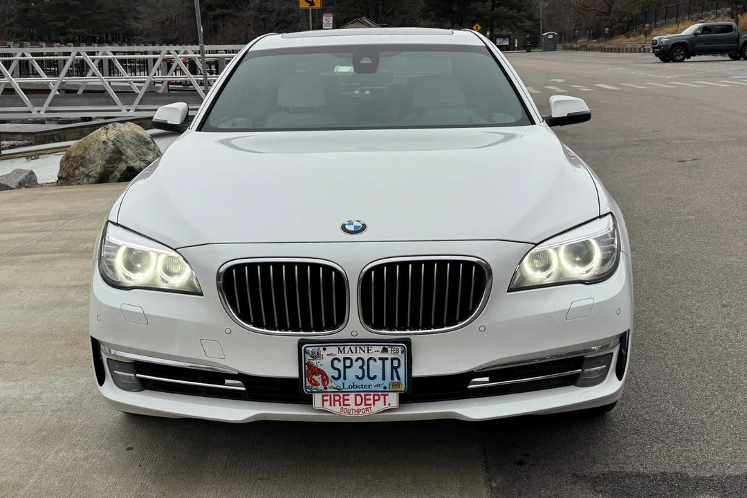 2015 BMW F01/F02 7 Series - Image 2 of 31
