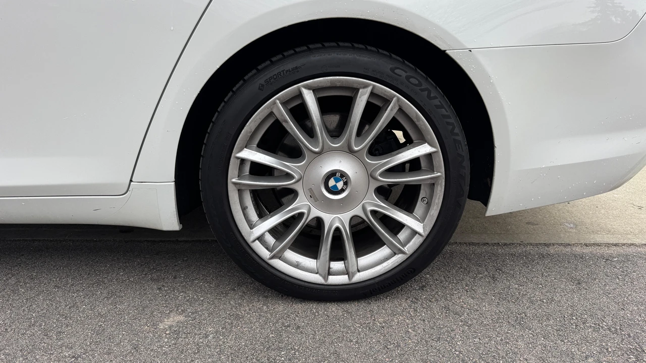 2015 BMW F01/F02 7 Series - Image 16 of 31