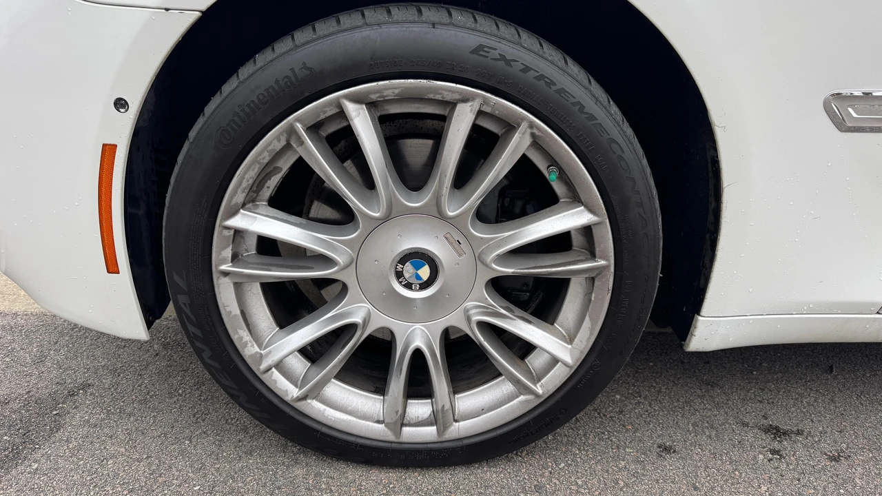 2015 BMW F01/F02 7 Series - Image 15 of 31