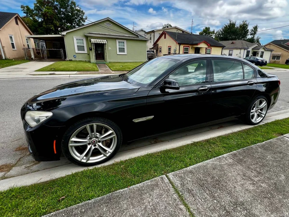 2015 BMW Alpina B7 - Image 2 of 15