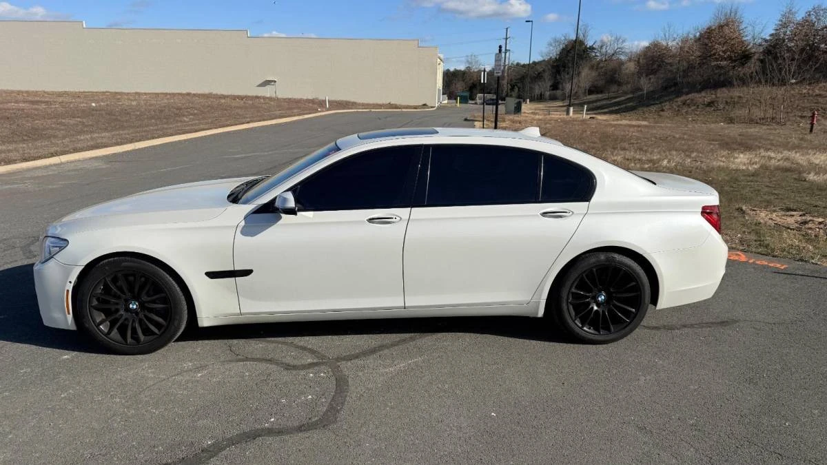 2015 BMW Alpina B7 - Image 2 of 12
