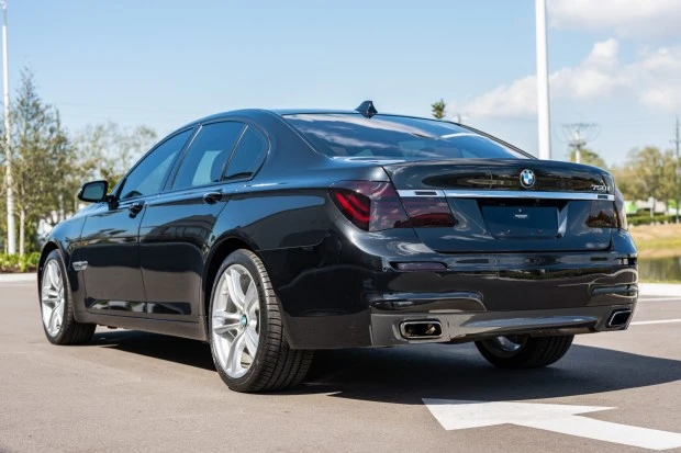 2015 BMW F01/F02 750i & 760Li Sedan - Image 2 of 7