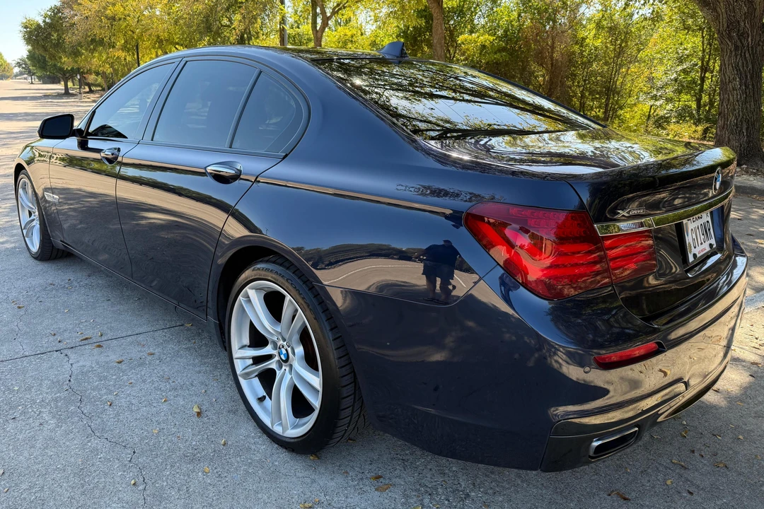2015 BMW F01/F02 750i & 760Li Sedan - Image 4 of 31