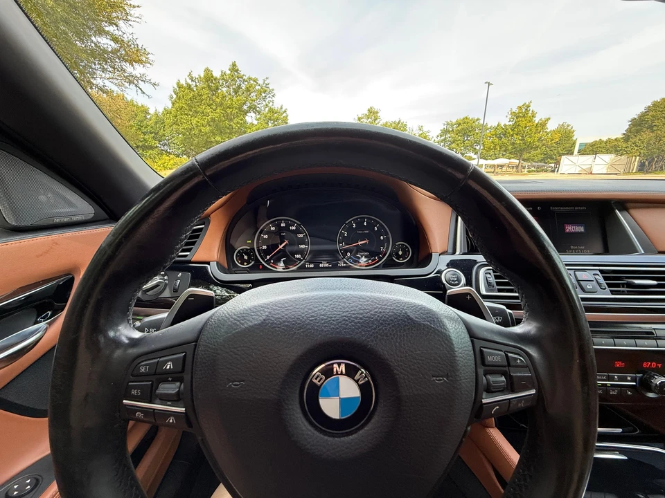 2015 BMW F01/F02 750i & 760Li Sedan - Image 29 of 31