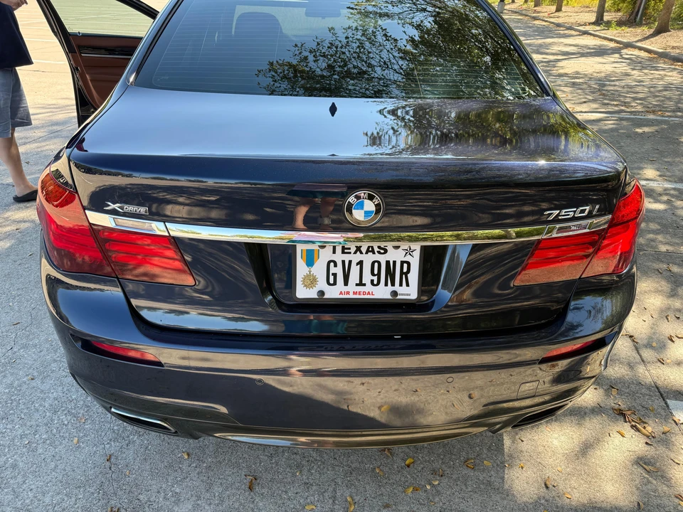 2015 BMW F01/F02 750i & 760Li Sedan - Image 16 of 31