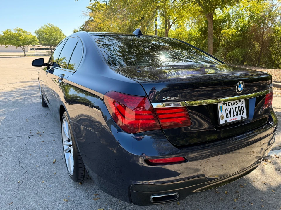 2015 BMW F01/F02 750i & 760Li Sedan - Image 10 of 31