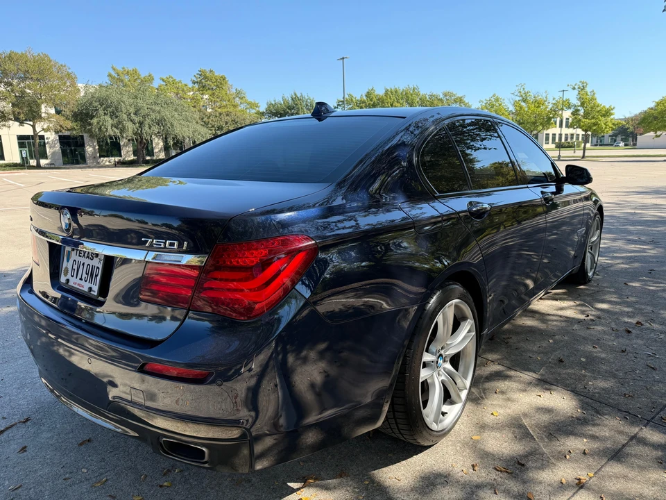 2015 BMW F01/F02 750i & 760Li Sedan - Image 11 of 31