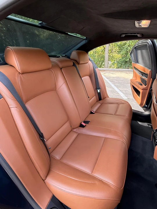 2015 BMW F01/F02 750i & 760Li Sedan - Image 27 of 31